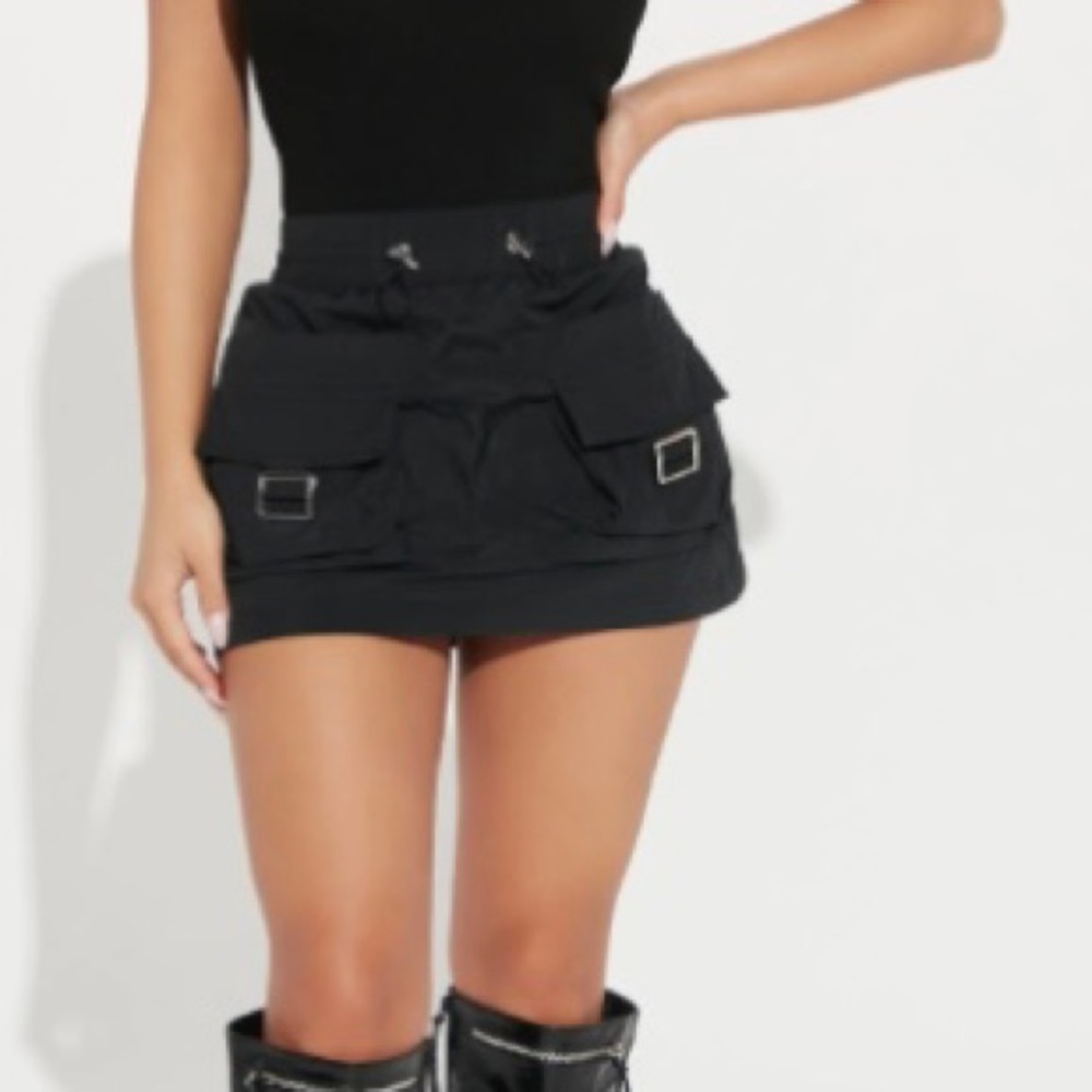 Cargo mini skirt